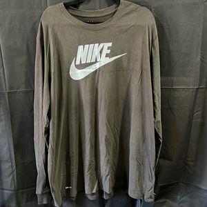 Nike Dri Fit Long Sleeve NWT